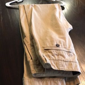 Men’s khaki pants